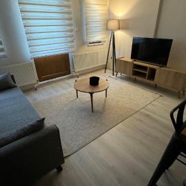 D4 in the center, air-conditioned, 1 minute to the beach