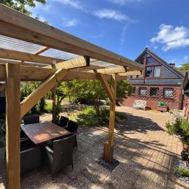 Fehmarn Presen-Süd - Ferienhaus plus Anbauwohnung für bis zu 7 Personen in Strandnähe