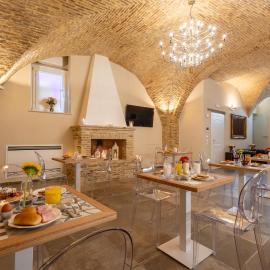 Palazzo Anelli - Rooms & Relax, hotel en Vasto