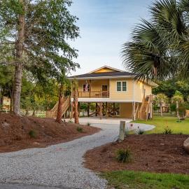 Private Soundside Home In Emerald Isle