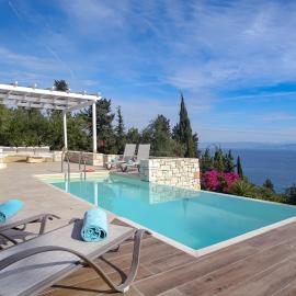 Apeiron Villas by PaxosRetreats, hotel sa Oziás