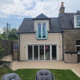 Beautiful spacious home in historical Scone, near Perth, hotel en Perth