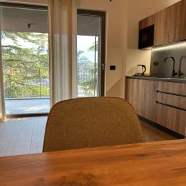 YUGOGO PETRARCA 1 - Trilocale con balcone, hotel a Trento