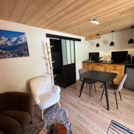 Le chalet des rêves - La Roche Blanche, Hotel in Entremont