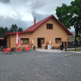 Veselá myš, Hotel in Frýdlant nad Ostravicí