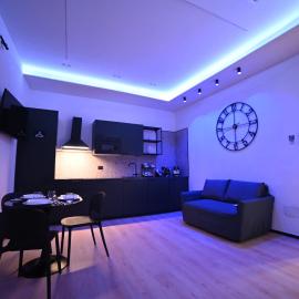 Gran Duca San Lorenzo Luxury House VICINO AEROPORTO DI BRINDISI check in H24 - with free Parking, hotel v destinácii Brindisi