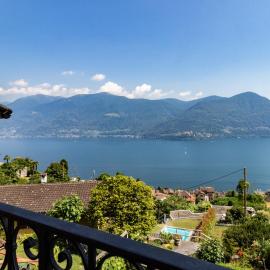 Panoramic House on Lake Maggiore, hotel in Brissago