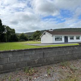 Teachín na Gréine, Hotel in Cahir