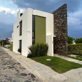Casa de Campo Lake Shore Jocotepec, hotel u gradu San Cristóbal Zapotitlán