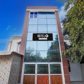 Hotel O Behror, hotel in Neemrana