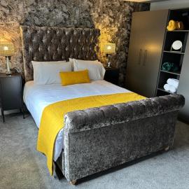 Boutique 2 bedroom apartment