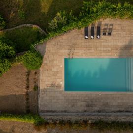 HostWise - Quiet & Modern Villa with Pool & River
