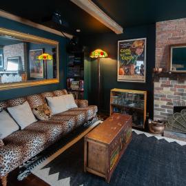 Black Tile Cottage, hotel in Lewes