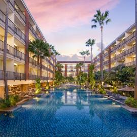 Anathera Resort Kuta, מלון בקוטה