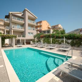 Olive Tree apartments, Hotel in Podstrana