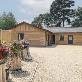 Barn Owl Lodge, hotel in Snettisham
