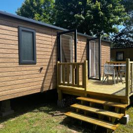 Mobil home neuf à étaples à 5 minutes du touquet, ξενοδοχείο σε Étaples