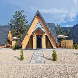 LandHaus Tri Vikendice, hotel in Risovac