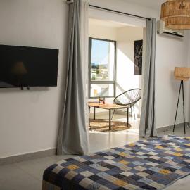 Hotel Naka، فندق في دييجو سواريز