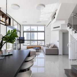 Luxury 4BR Penthouse 360 Sea Views Bat Yam