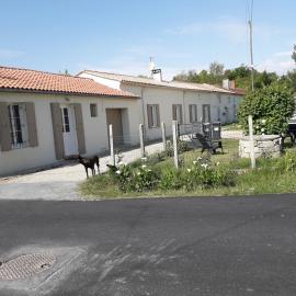 maison avec courette, Hotel in Vendays-Montalivet