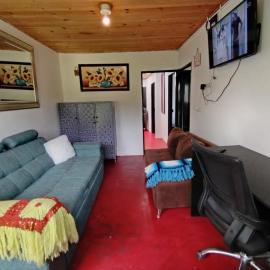 Donde Sara Tourist House, ξενοδοχείο σε Murillo