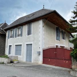 Gite du canal Artemare Grand Colombier, hotel u gradu Artemare