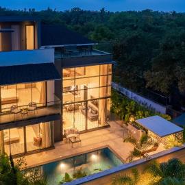 CASA JOE by StayVista luxurious 3BHK villa with Pvt Pool, Bathtub & Complimentary E-bikes