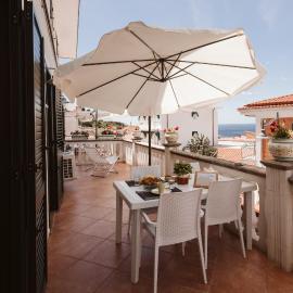 Casa Vacanze Rosy " Nel Centro" – hotel w mieście Palinuro