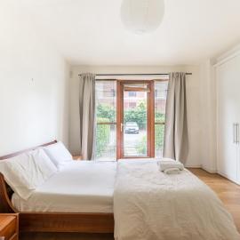 Spacious 2-Bed Apartment Opposite Santry Park & 10 Min Away from Airport