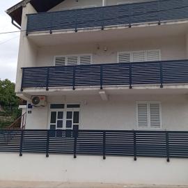 Apartments Vidovic -Leon, Hotel in Trpanj