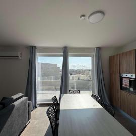 Penthouse Bliss Bright Stylish - by HostMT: Taʼ Penza şehrinde bir otel