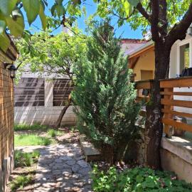 The Old Cherry House, hotell sihtkohas Razlog