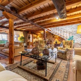 Casa Rural El Viejo Almacén, próximo a Segovia, 6 personas