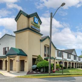 SureStay Hotel by Best Western East Brunswick, hotel in East Brunswick