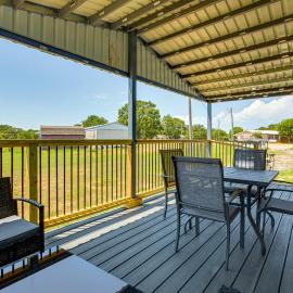 1 Mi to Lake Texoma: Peaceful Kingston Getaway, viešbutis mieste Mead