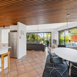 16KAT Holiday Noosa Style, Great location, Pet Friendly