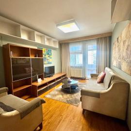 Peaceful 1BR Nest in the City Center