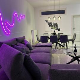 Superior XL - 110qm - 9 Personen Central Rooftop - 20 min to Hamburg, hotell i Elmshorn