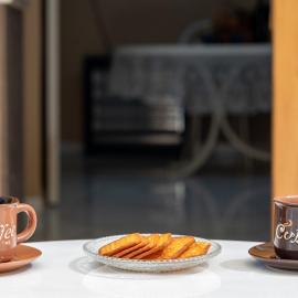 Traditional Stone House in Vouni, Quiet Stay with Courtyard & BBQ, hotel en Vouni