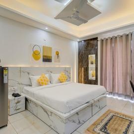 Luxury Studio Apartment with Kitchenette & Private Balcony ,Gurugram