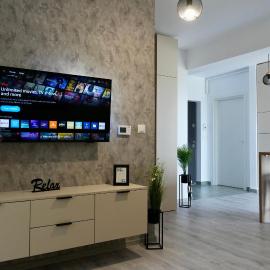 Gate 11, hotel i Otopeni