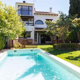 Casa Viernes