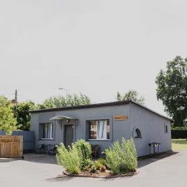 Cottage Walteri, hotel u gradu Tetele