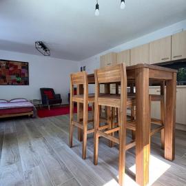 Studio Bartenheim proche de Bale, hôtel à Bartenheim