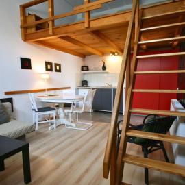 Bed&Breakfast Mikunda、フシャヌフのホテル