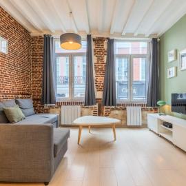 Old Town - Superb apartment in rue Esquermoise !