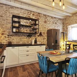 Holiday Home Tranquilla with heated pool, hotel a Blato