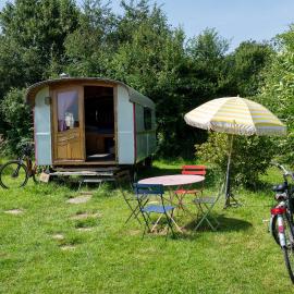 Manoir du Bois Joly - Roulotte Gitane, hotell sihtkohas Margon