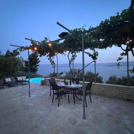 Bol Cutie, hotel in Murvica